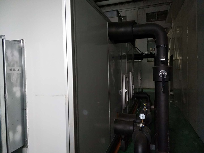 東莞市浩博光電科技鋰電池覆膜專(zhuān)用除濕機組22000風(fēng)量